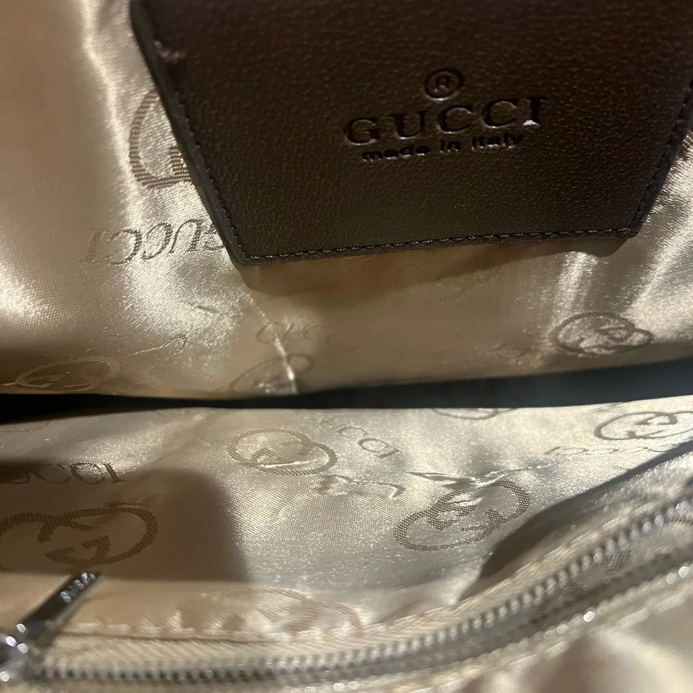 Gucci  Beige Monogram Tote with Green-Red Web Stripe- strap included. - Picture 4 of 7